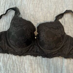 Victoria’s Secret Long Line lace underwire bra 36DD